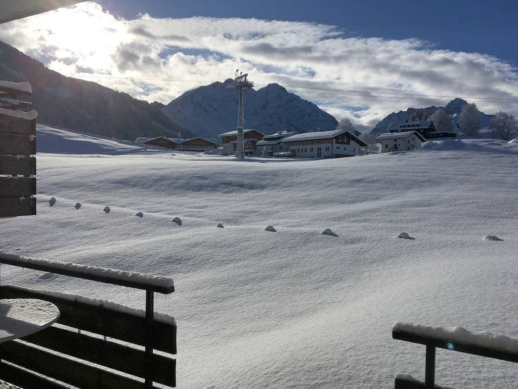 Gemütliche Ferienwohnung mit Küche, Terrasse und in der Nähe von Skipisten und Restaurants 1