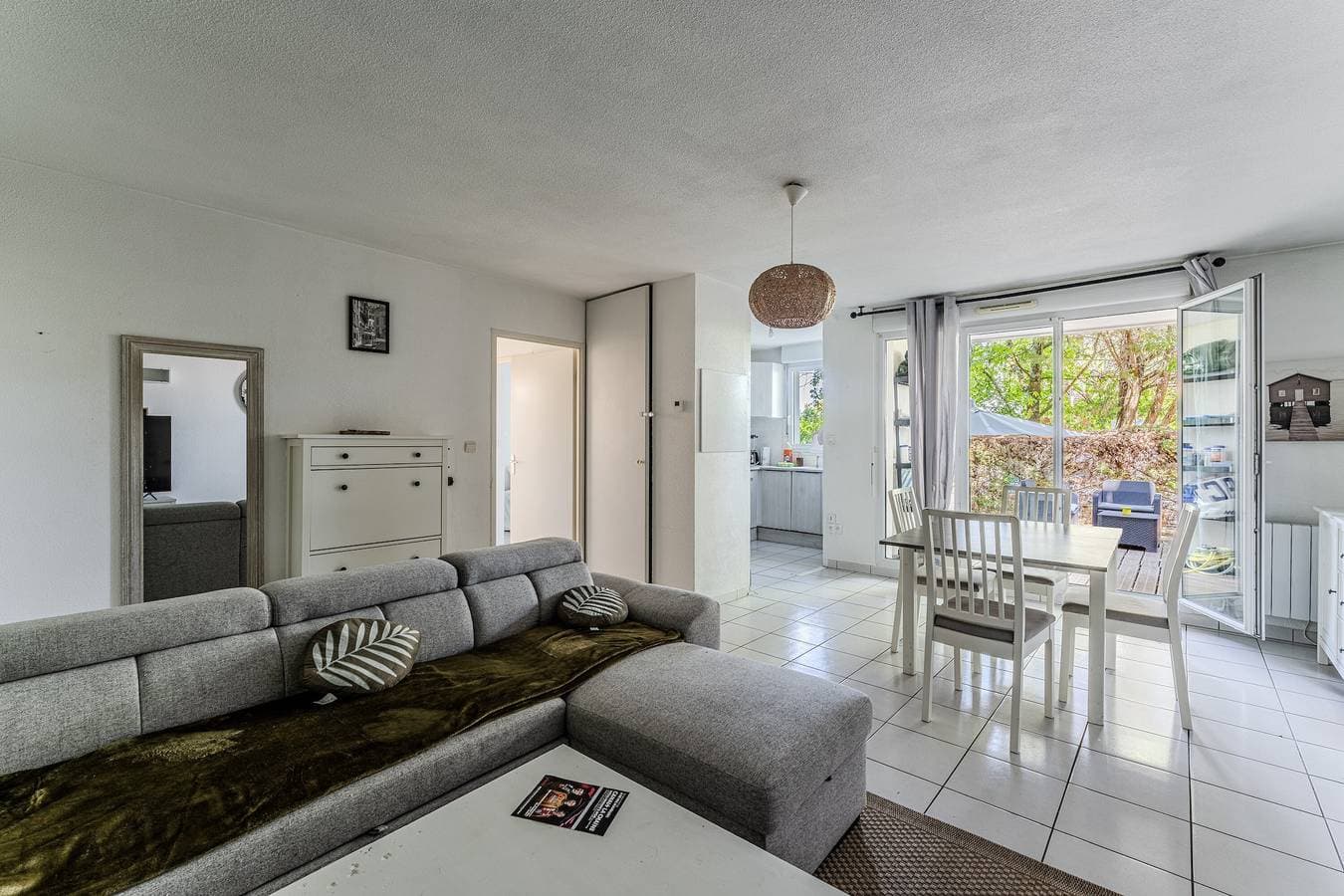 Foto 2 von 21: Apartment 'Nahe Bordeaux' mit Gemeinschaftspool, privater Terrasse und WLAN