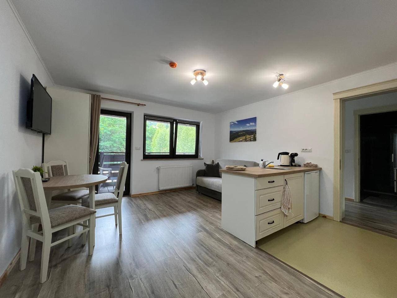 Foto 6 von 16: One-Bedroom Apartment with Balcony