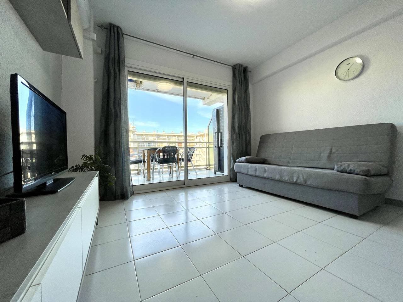 Foto 3 von 17: Gemütliche Wohnung in Salou, 300m vom Strand entfernt, für 4 Personen mit Terrasse und Klimaanlage