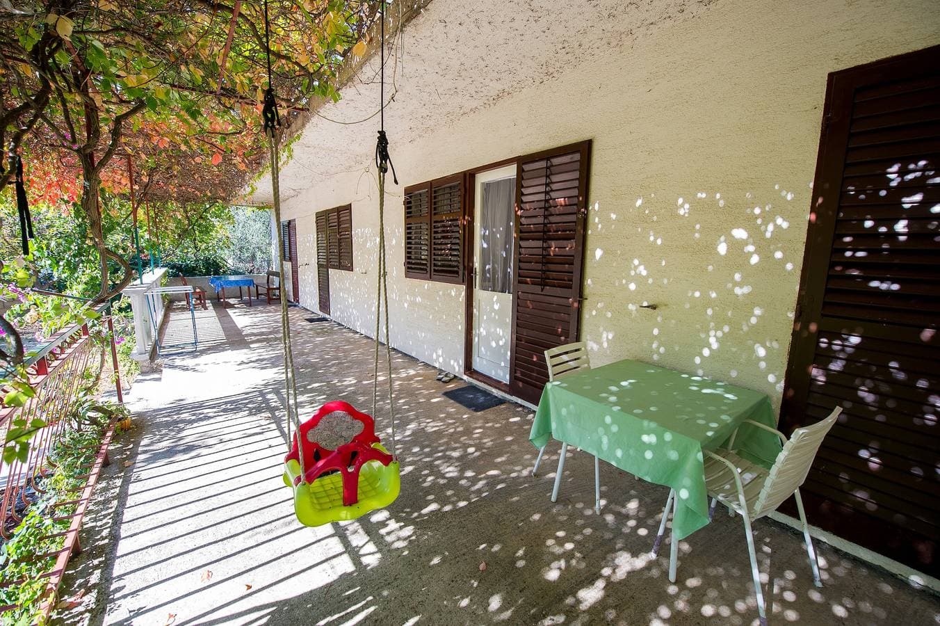 Foto 8 von 22: Studio Appartement mit Balkon und Meerblick Grebastica, Sibenik -a