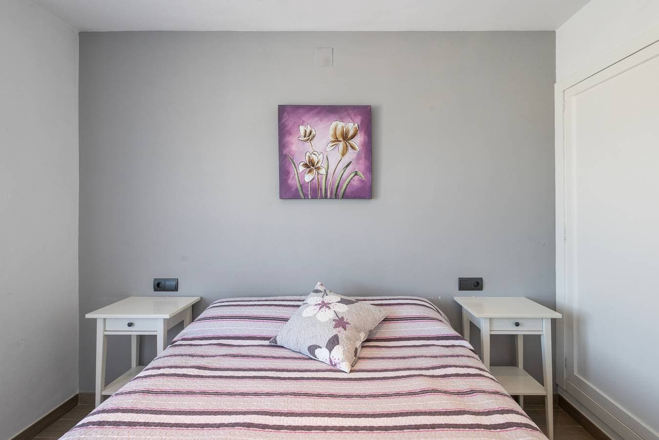 Foto 8 von 24: Apartment 'Medes F35' mit Meerblick, WLAN und Klimaanlage