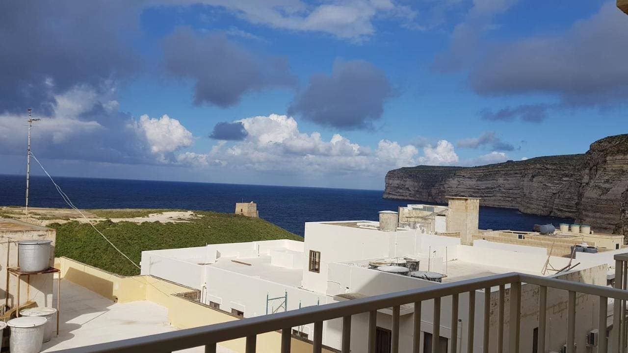 Foto 3 von 25: Two-Bedroom Apartment with Sea View