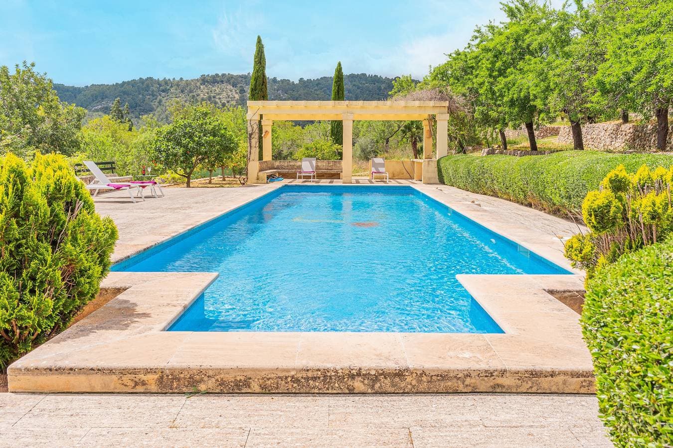 Foto 3 von 39: Finca 'Ca Nostra De Esporlas' mit Bergblick, WLAN und Klimaanlage