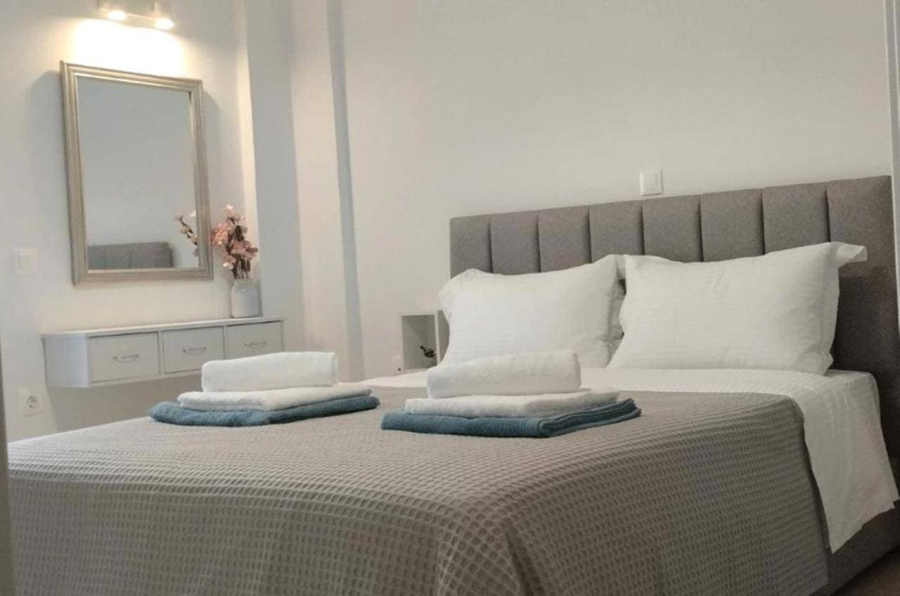 Sea-Cret Beachfront Apartment 1