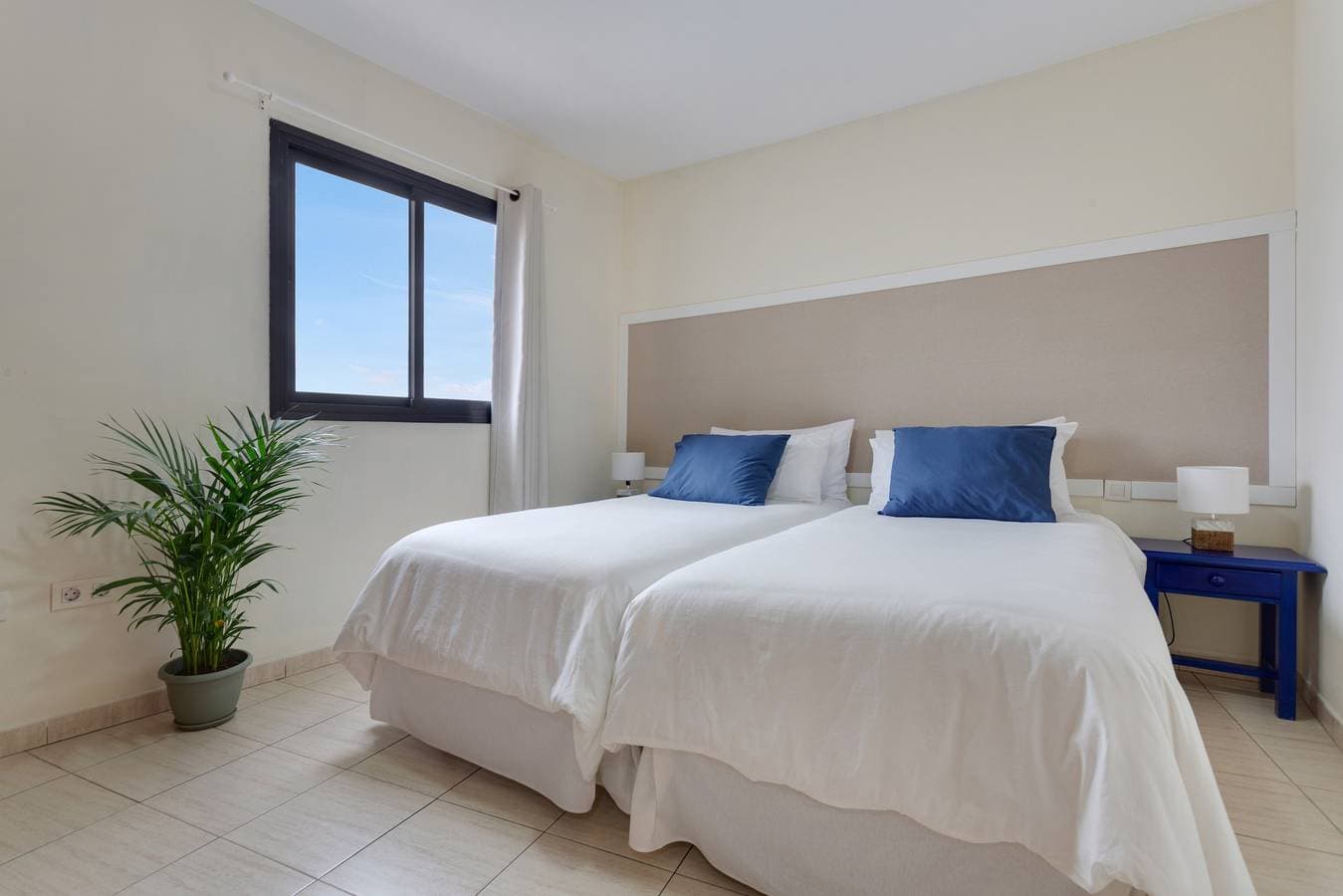 Foto 10 von 30: Ferienwohnung 'Luxury Ático Plaza' mit Bergblick, privater Terrasse und WLAN