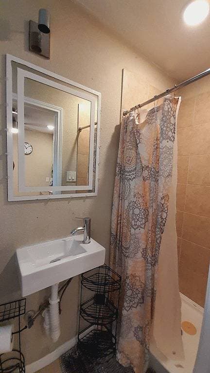 Foto 10 von 29: 1 Bedroom apt. full kitchen and private restroom