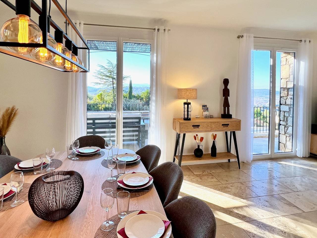 Foto 13 von 44: Ferienhaus 'Provence Living' mit Bergblick, WLAN und Klimaanlage