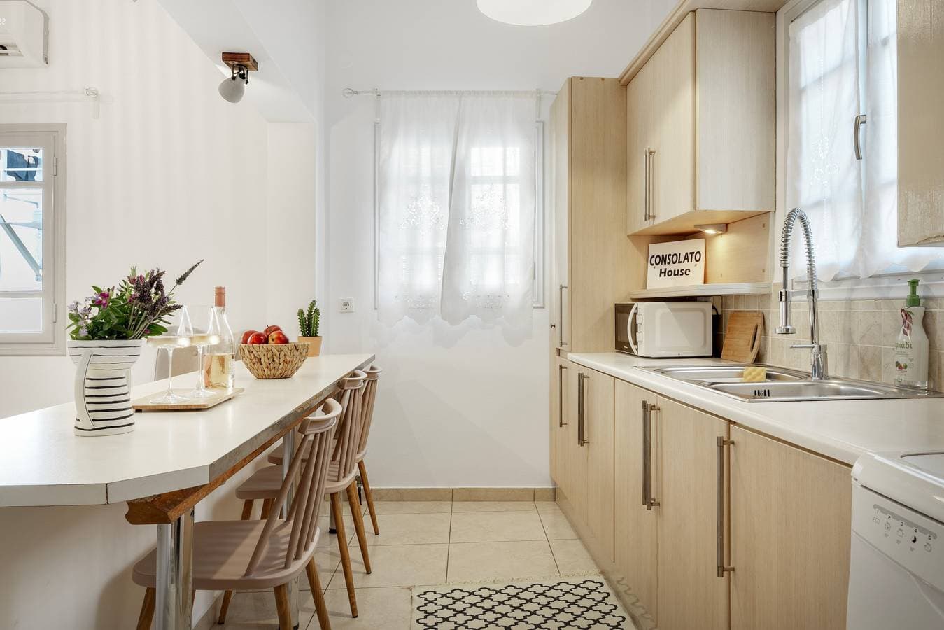 Foto 11 von 27: Ferienhaus 'Consolato House' mit privater Terrasse und Ausblick