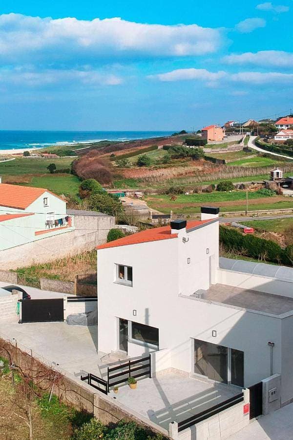 AG Casa do Ramon en Playa Razo con patio exterior 1