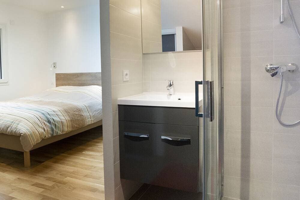 Foto 3 von 12: Apartment-Exklusiv-Ensuite-Seeblick-Étage N°2