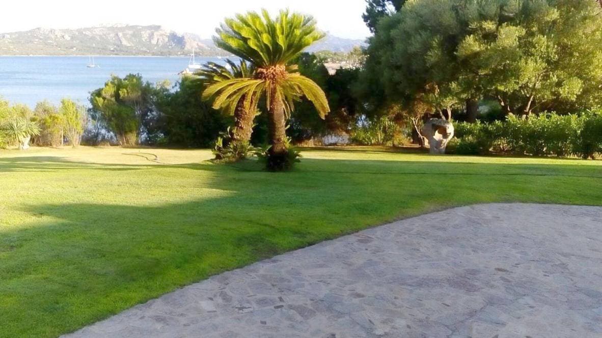 Foto 13 von 62: Villa - Beach Front