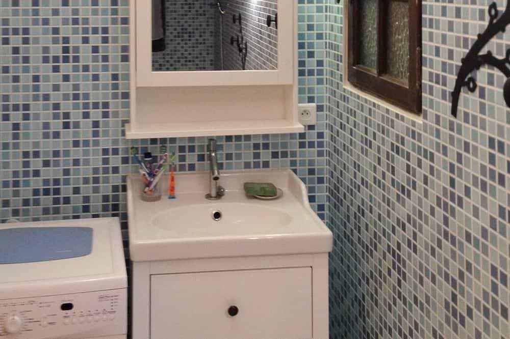 Foto 5 von 25: Schönes Haus, auf 2500m² Grundstück mit privatem Pool,
