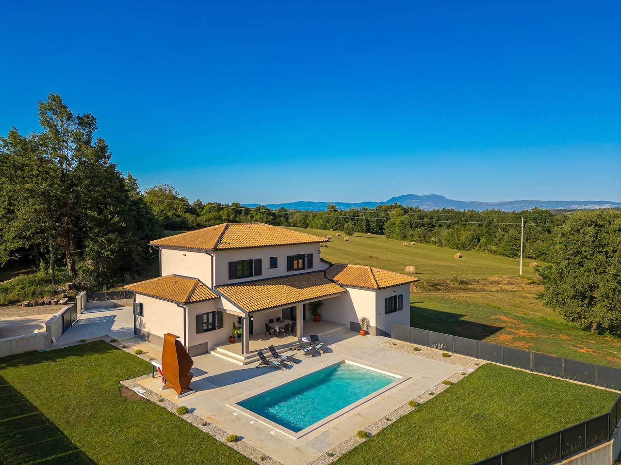 Foto 4 von 42: Villa Temelia