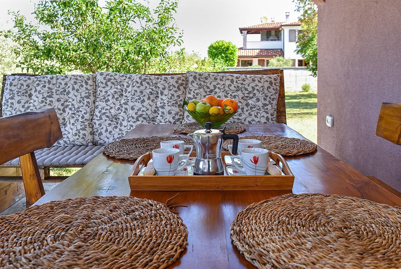 Foto 4 von 45: Ferienwohnung für 4 Personen mit Terrasse
