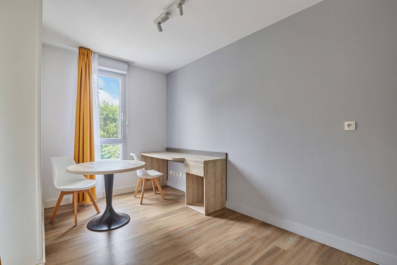 Foto 10 von 32: Hotel für 2 Personen mit Balkon