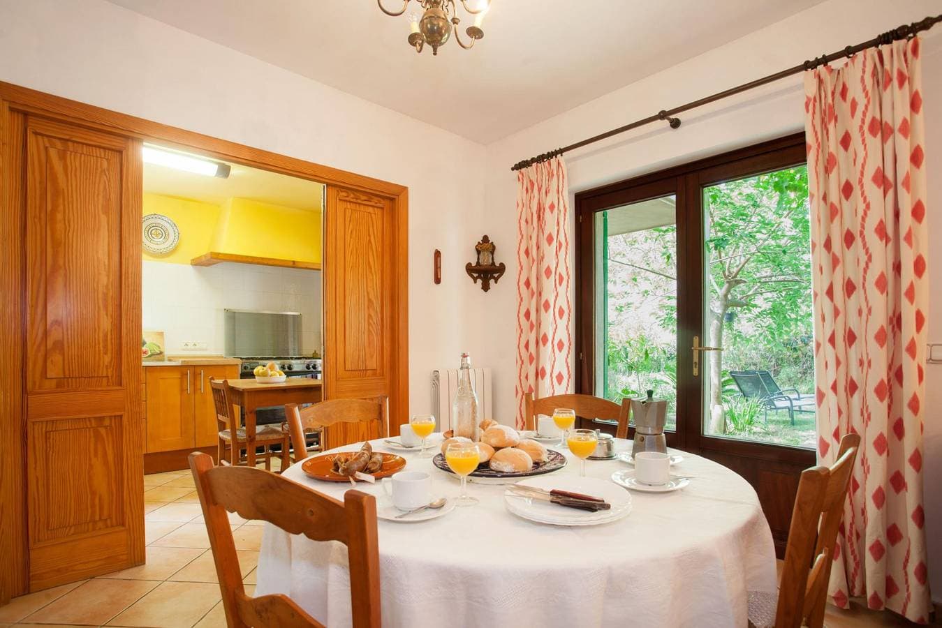 Foto 9 von 35: Eremus - Ferienhaus mit Privatgarten in Valldemossa. WiFi gratis