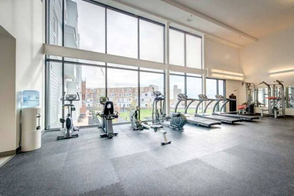 Foto 5 von 8: 2 Schlafzimmer Rückzugsort mit Fitnessraum, nahe Assiniboine Park Trails