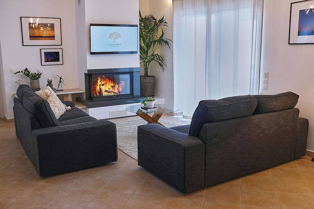 Foto 9 von 30: August-Sept. Rabatt. Zweistöckige Villa mit privatem Pool, Grill und Spielzimmer