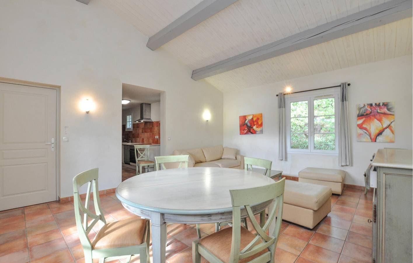 Foto 7 von 32: Callian Poolside Apartment mit AC & Parkplatz