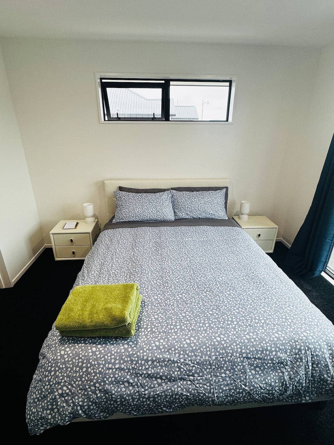 Foto 12 von 15: Zimmer mit eigenem Bad und Kochnische