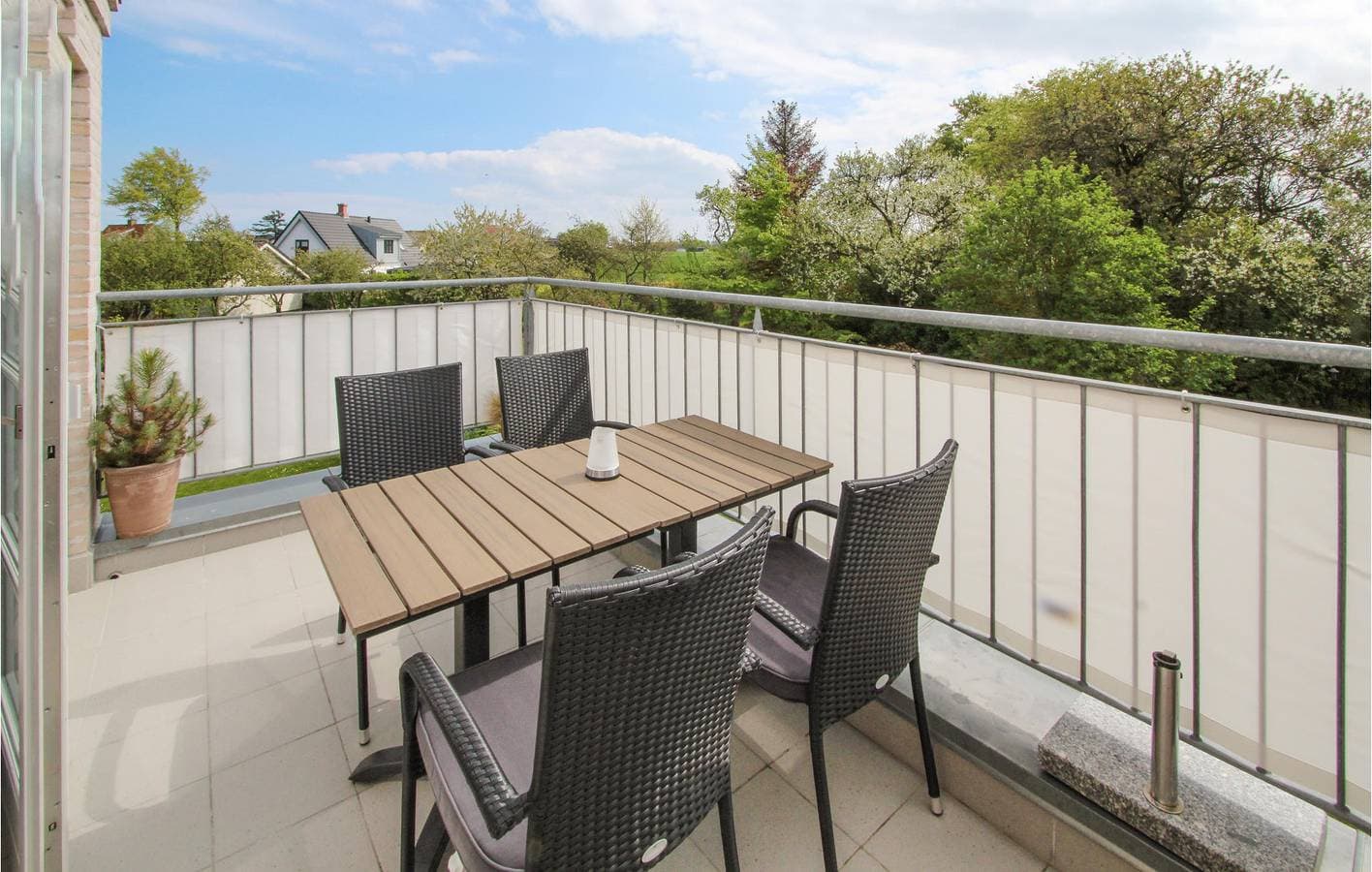 Foto 12 von 25: Ferienwohnung für 6 Personen mit Terrasse