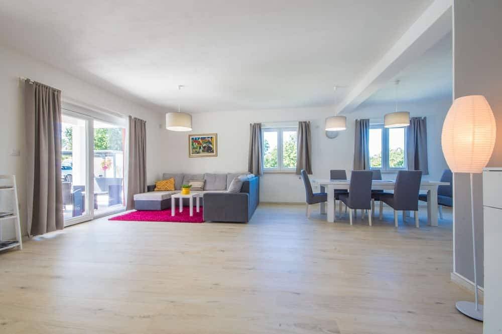 Foto 11 von 30: 2000 qm privater und sicherer Garten, echte Ruhe und nur 15 km vom Meer entfernt