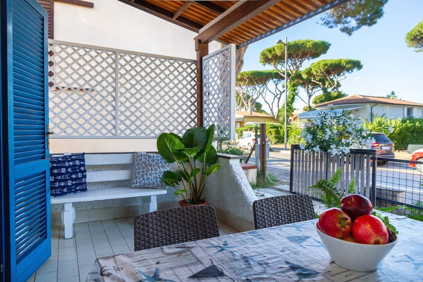 Foto 5 von 21: Ferienwohnung Perla Marina mit Garten und Terrasse