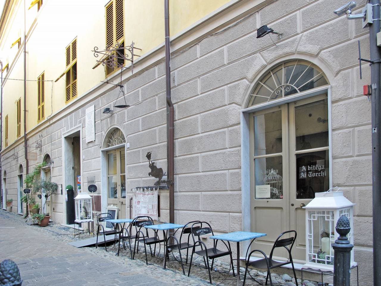 Finalborgo 2 km von Finale Ligure: Schönes, historisches Herrenhaus Palazzo Gallesio 1