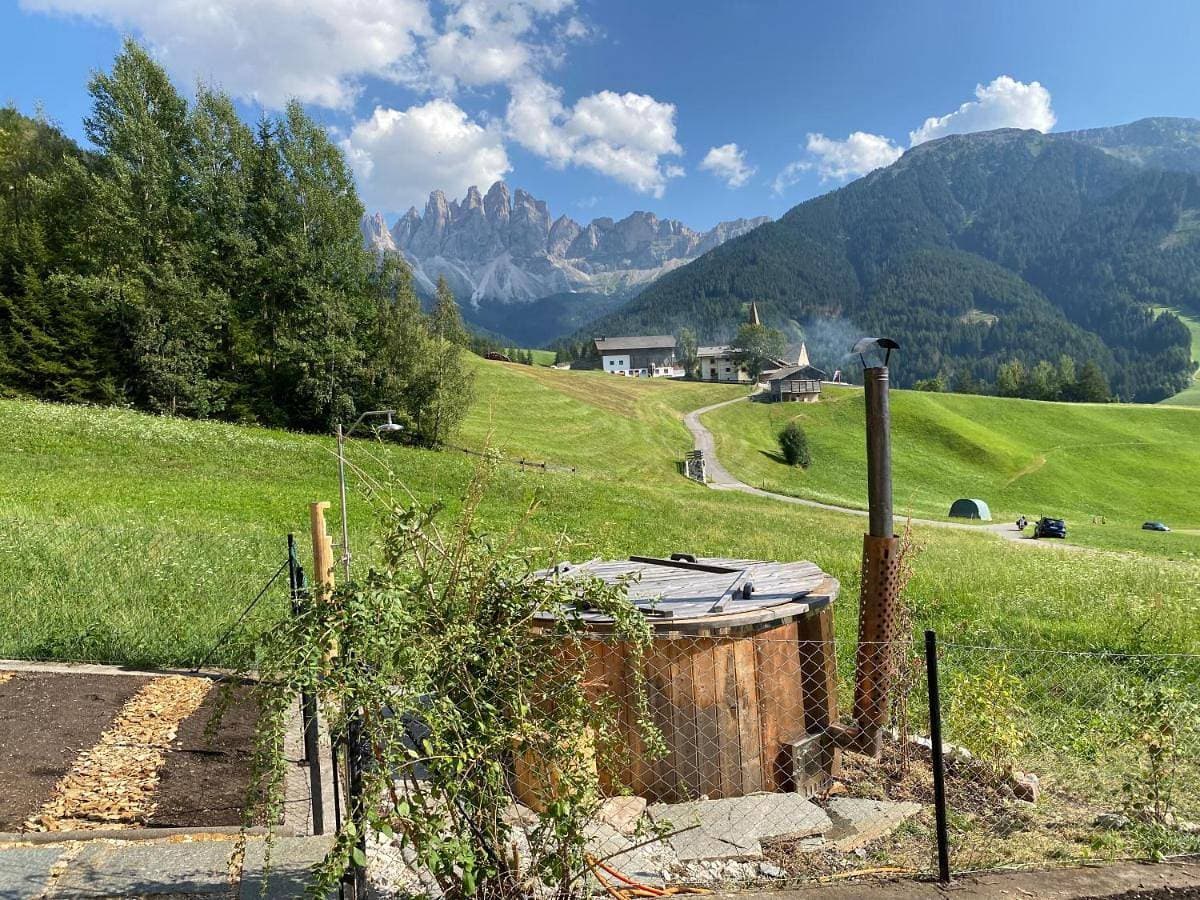 Farmhouse with a stunning view over the dolomites 1