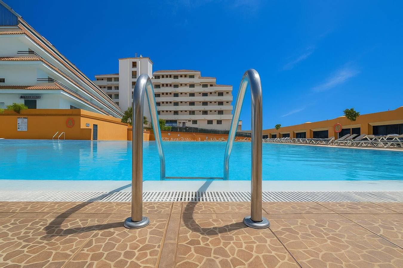 Apto Jardin del Sol Beach-Pool 1