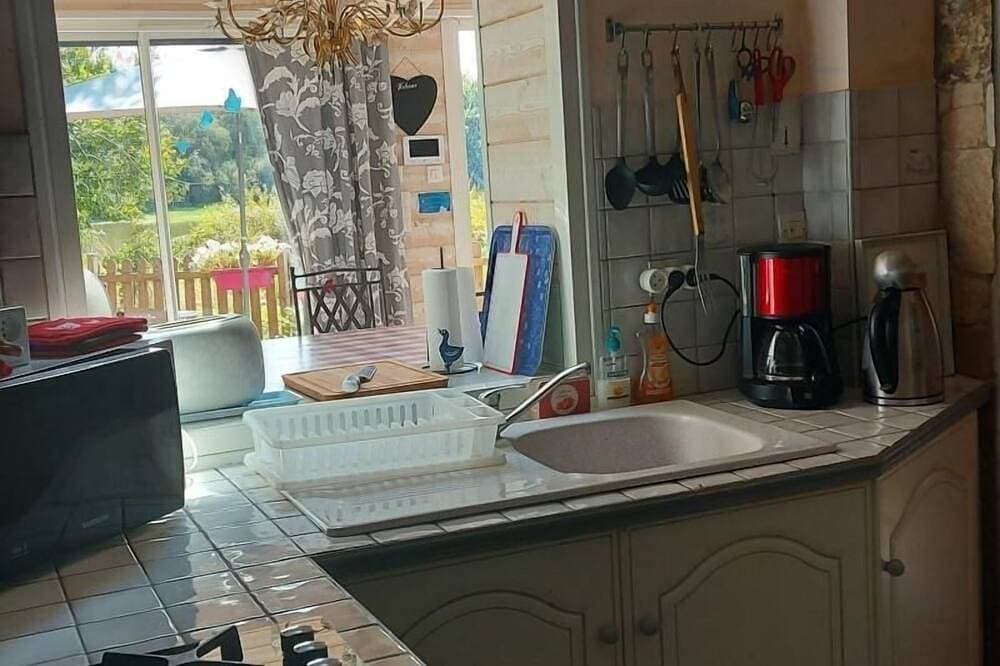 Foto 13 von 21: Ferienhaus am See mit eingezäuntem Garten, Kamin und WLAN in Joué-sur-Erdre