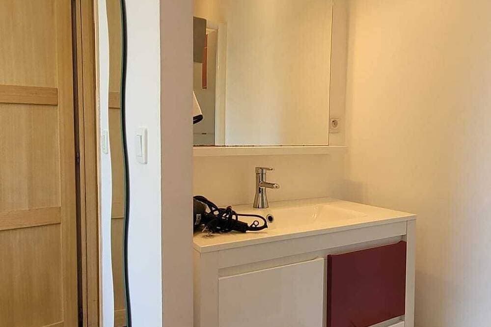 Foto 7 von 23: Zeitgenössische Villa mit modernem Pool