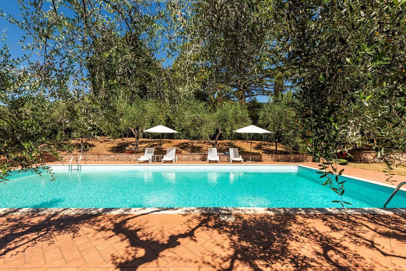 Foto 6 von 34: Ferienhaus in Villa I Cedri im Park mit Pool, nur 10 Min. von Siena entfernt