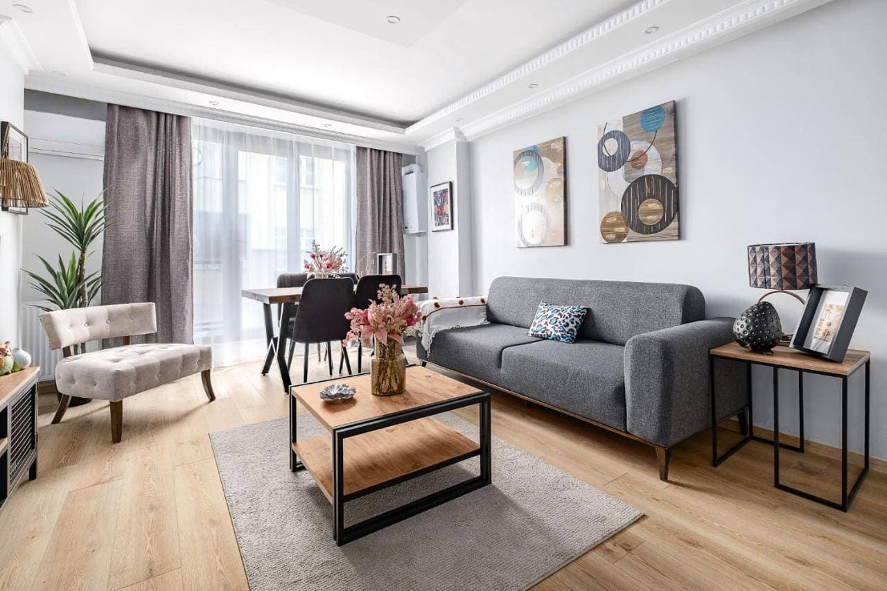 Stylish New Apartment with Fast WiFi 1