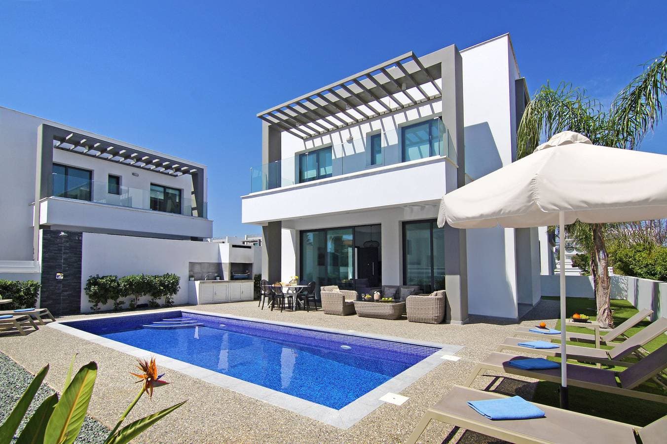 Villa 1