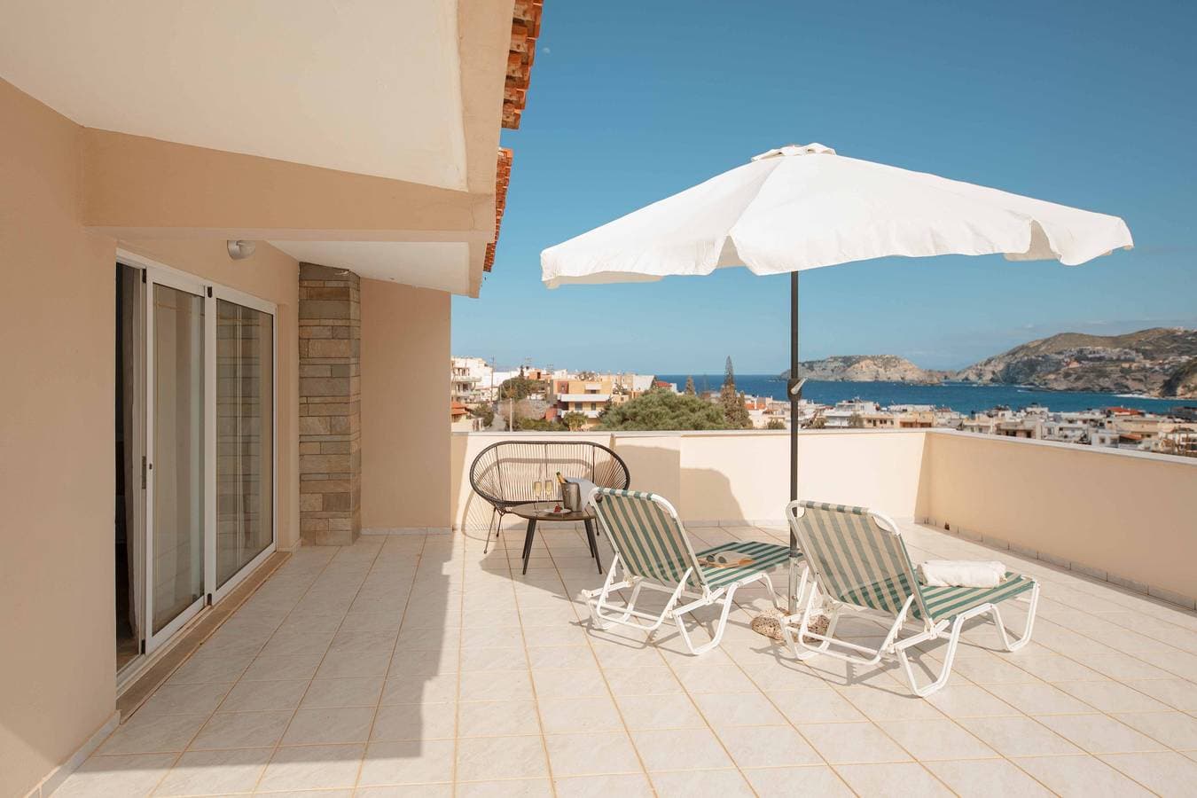 Villa Melenia 2 1