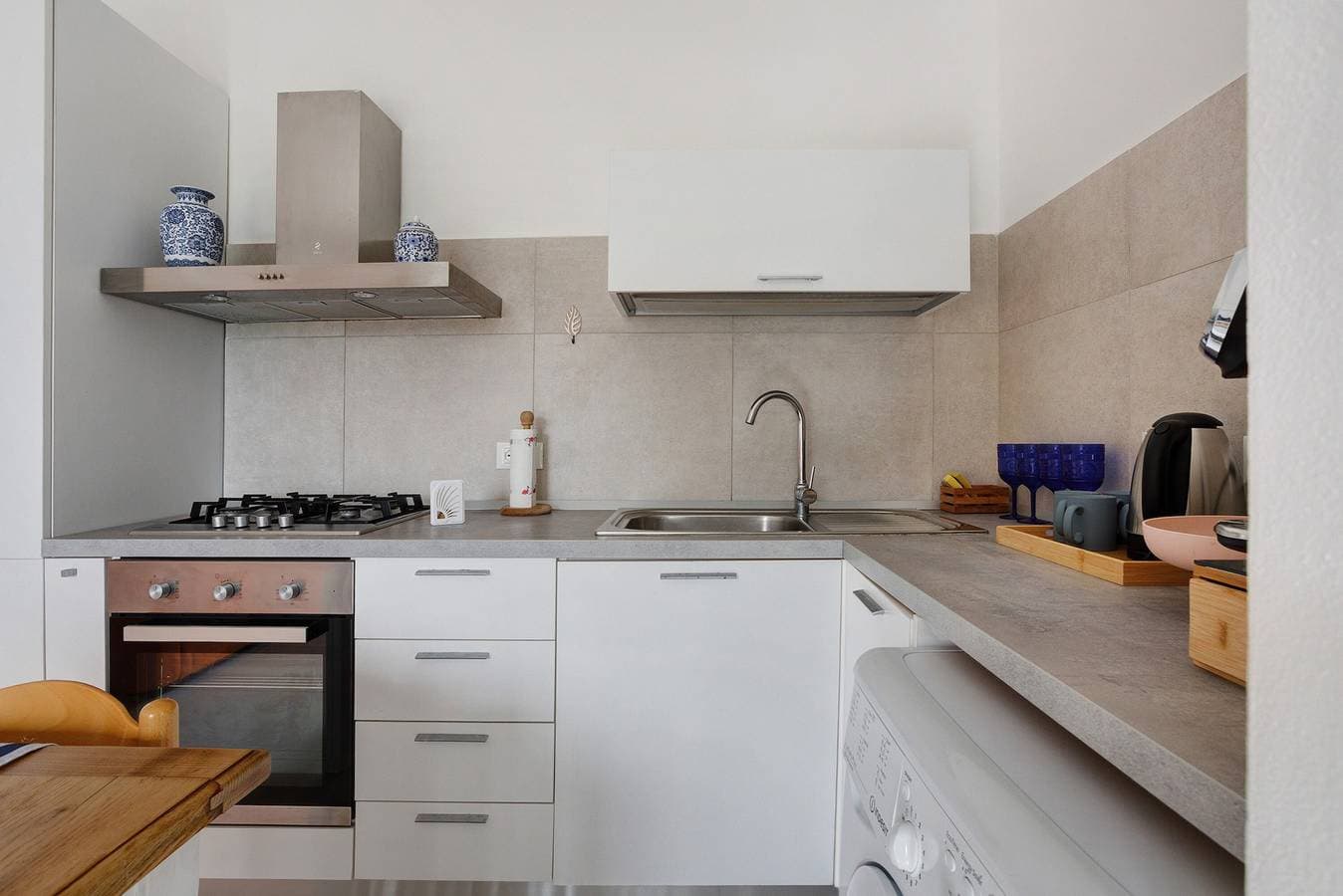 Foto 9 von 31: Apartment 'Montemare' mit privatem Garten, WLAN und Klimaanlage