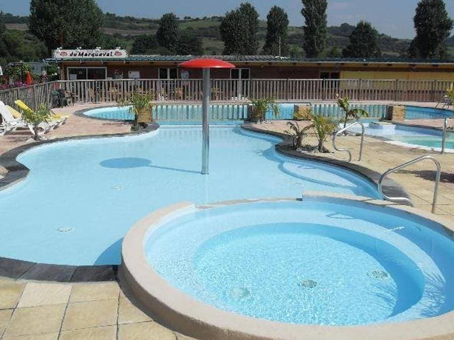Foto 5 von 41: Camping Le Marqueval - Mobilheim 6 personen - Super Cordelia 32m² - 3 Schlafzimmer