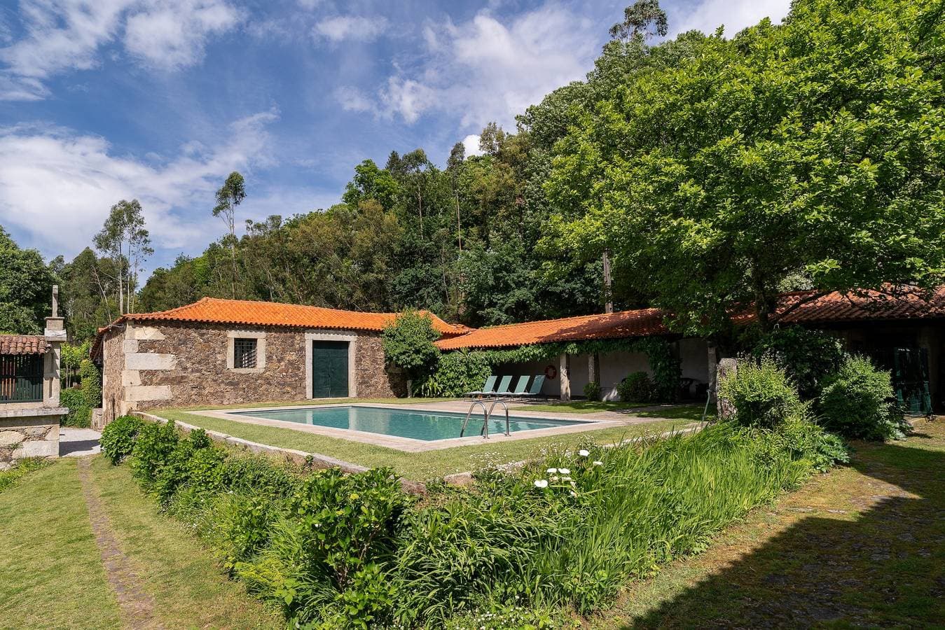 Foto 2 von 25: Ferienhaus 'Eira Country House' mit Bergblick und Pool