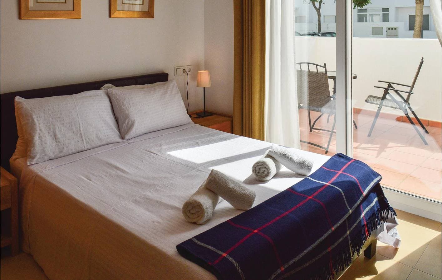 Foto 4 von 21: Gemütlicher Rückzugsort: 64 Quadratmeter großes Apartment mit Pool, Terrasse und Internet