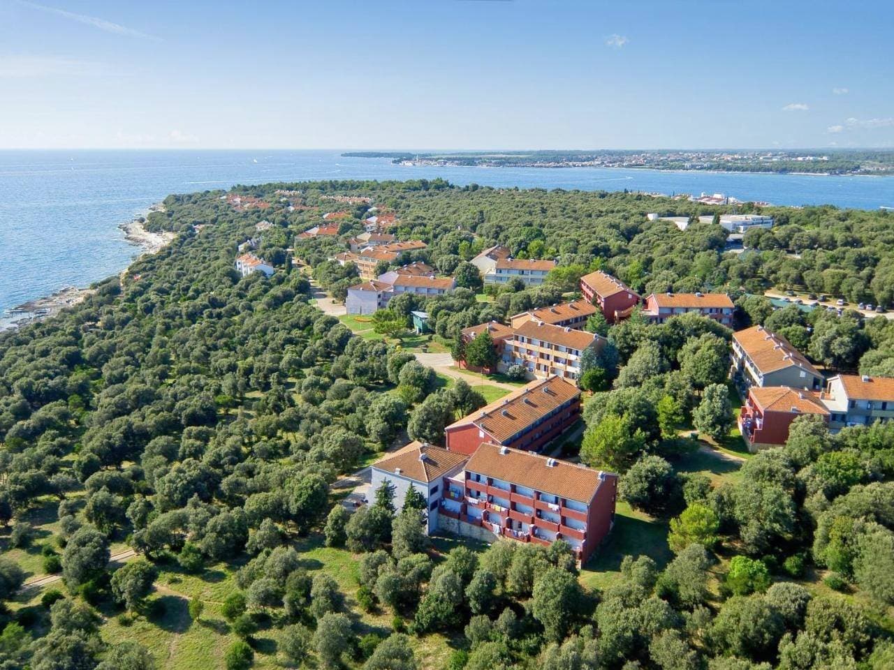 Lanterna Resort 1