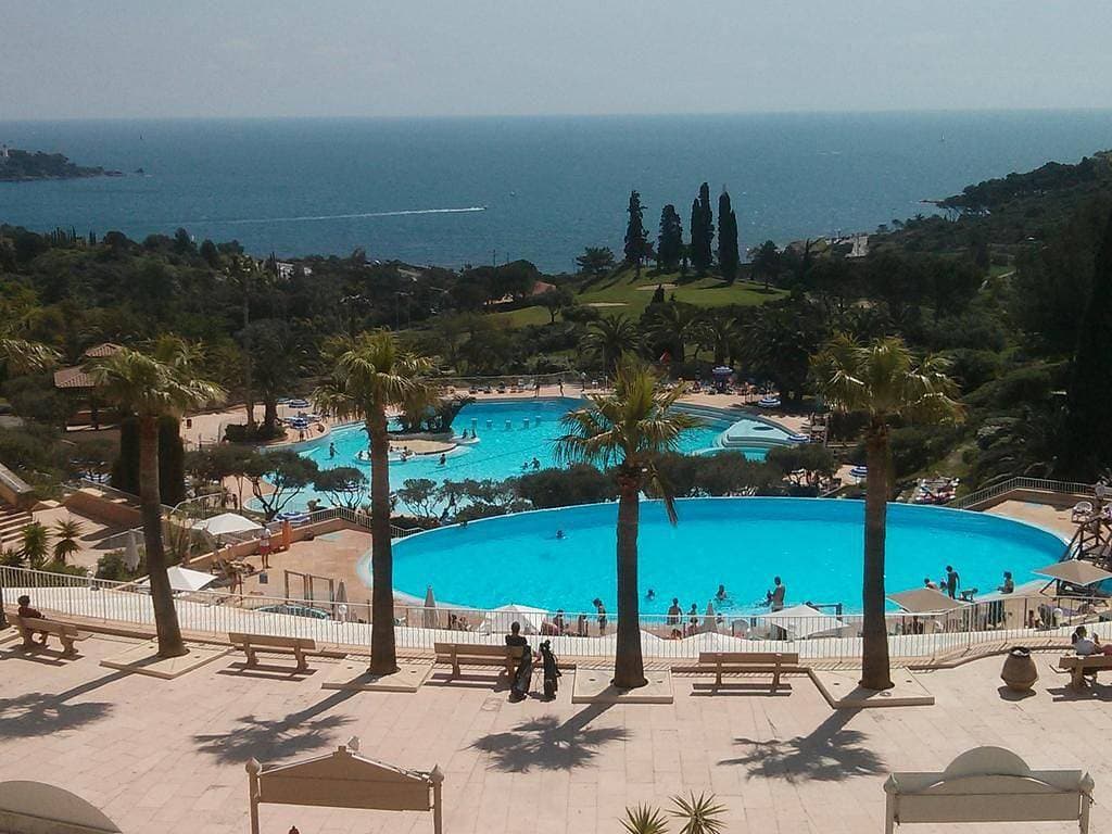 Foto 9 von 21: Renoviertes Studio im Feriendorf Cap Esterel, Garten und Terrasse 1-2 Personen