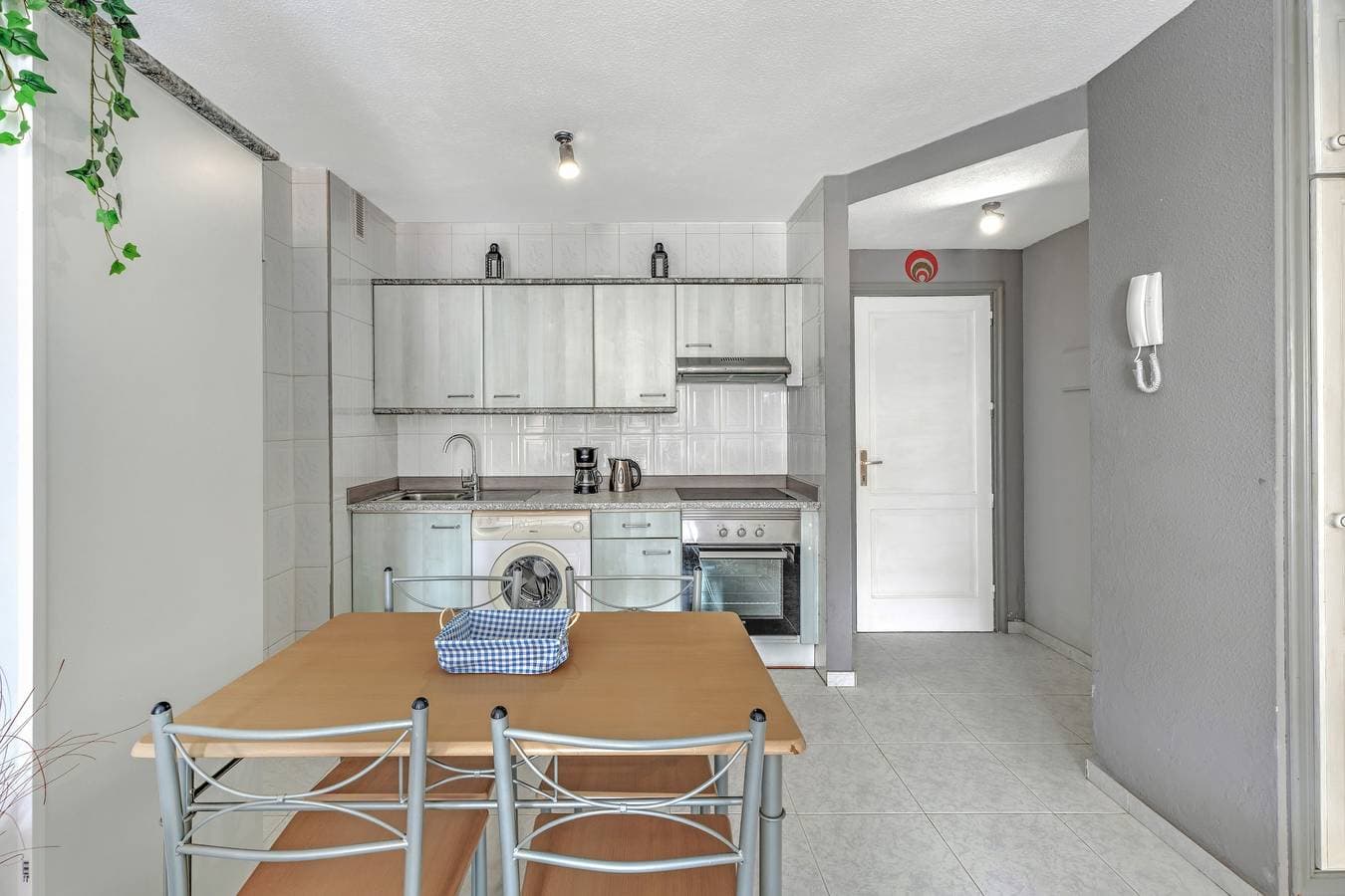 Foto 7 von 21: Ferienwohnung 'Retama' mit Meerblick, privater Terrasse und WLAN