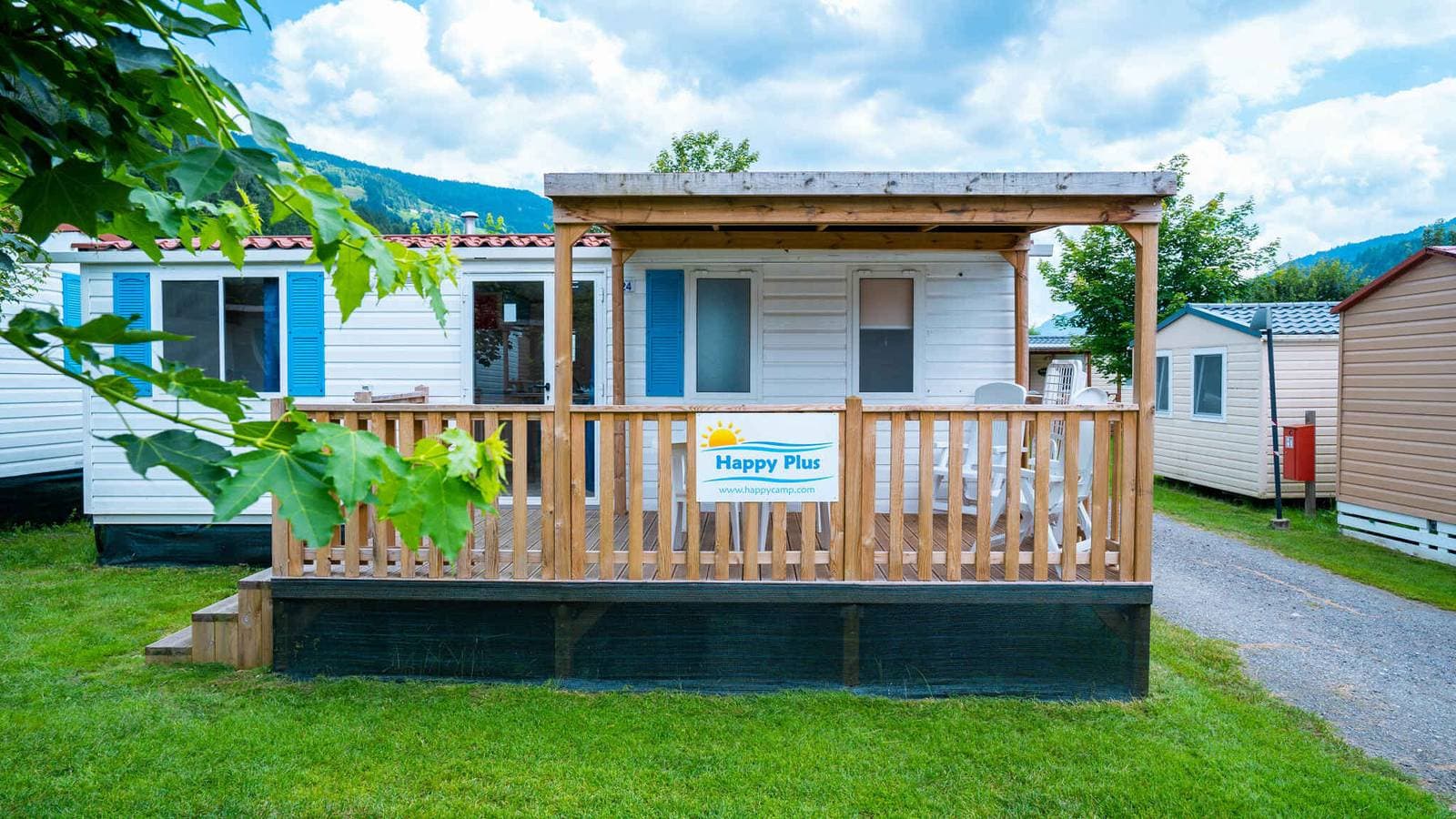 Foto 10 von 46: Mobilehome mit Klimaanlage, Terrasse und Pool