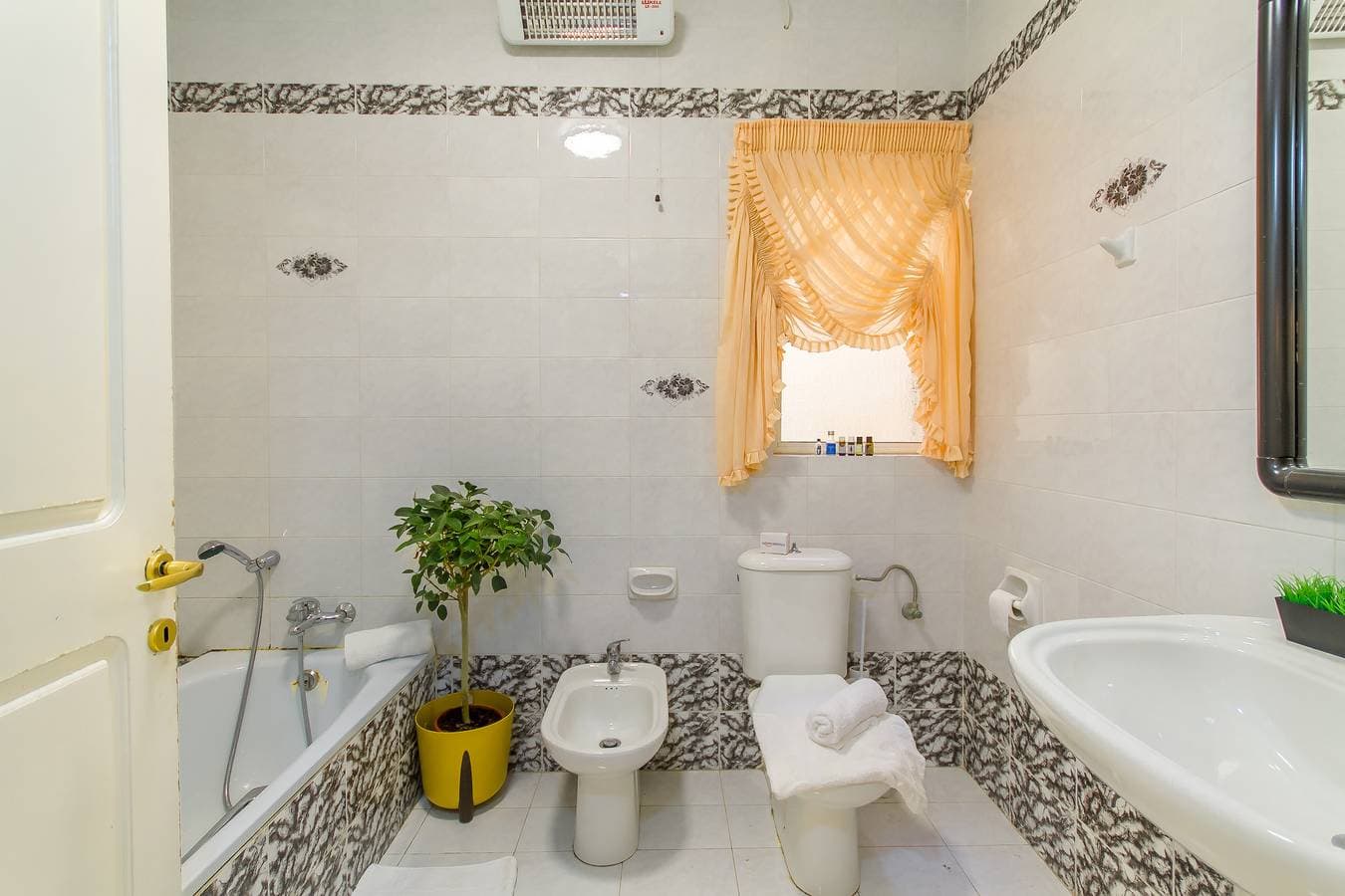 Foto 5 von 25: SwieqiStay room5 shared bath - Paceville