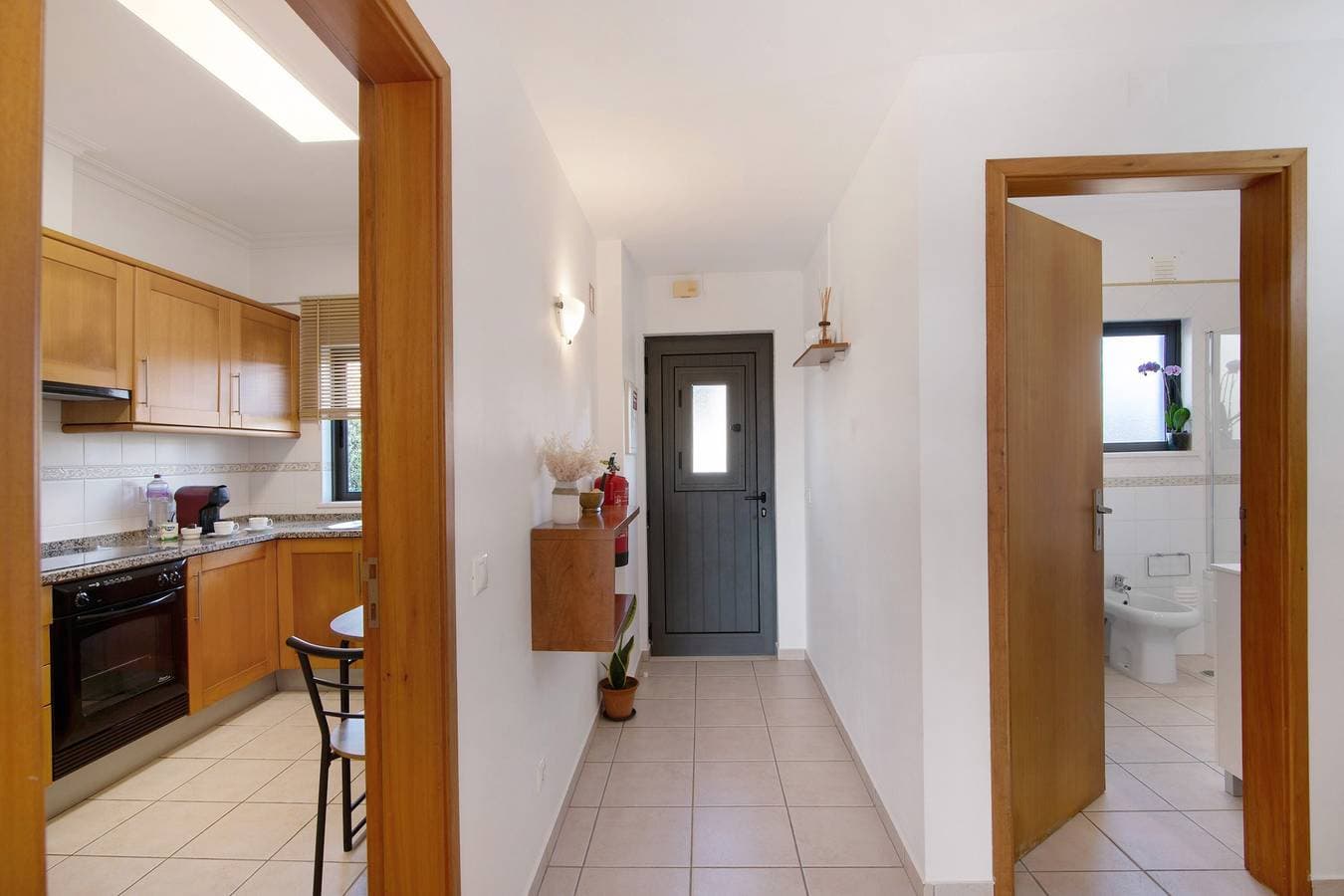 Foto 13 von 24: Apartamento Vista Alegre – Modernes Refugium mit Gemeinschaftspool