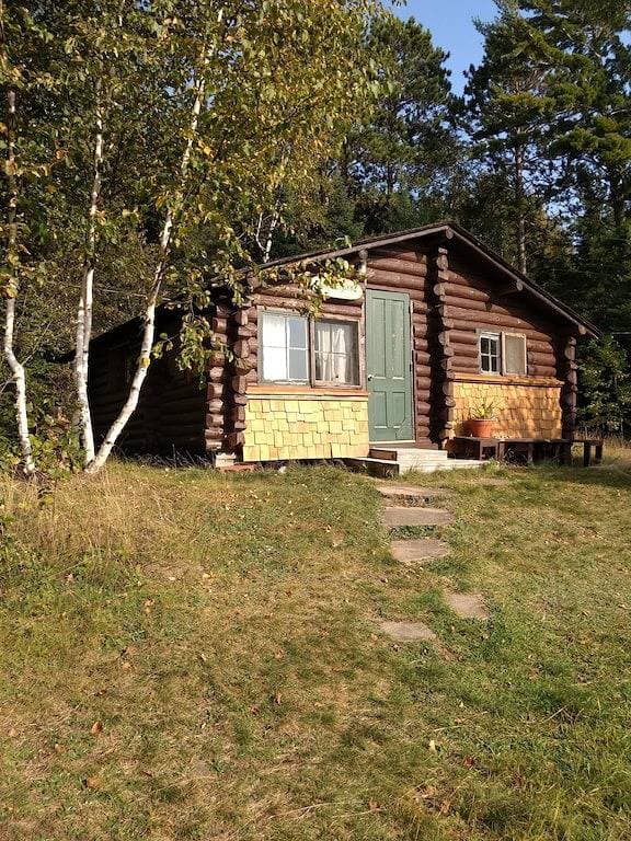 Foto 13 von 34: Bärenkabine in Wildnis-Wind auf See Armstrong nahe Ely, Mn