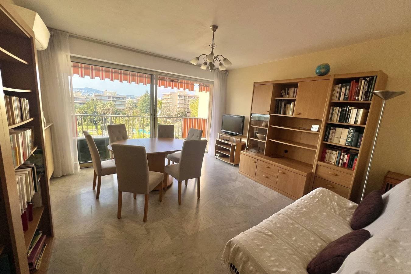 Foto 8 von 20: Ferienwohnung für 4 Personen mit Terrasse
