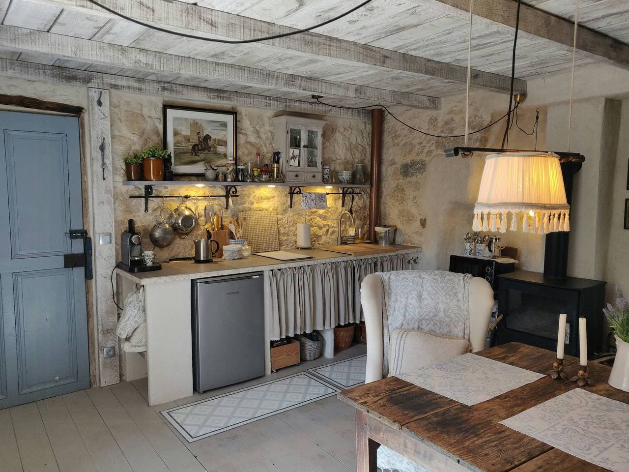 Foto 4 von 23: Romantische Wohnung in historischem Haus in der Provence